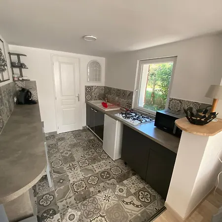 Apartman Les Papillons La Foulnerie Avec Cour Autonome 61270 Proche 61300 L'aigle -sanateflo-