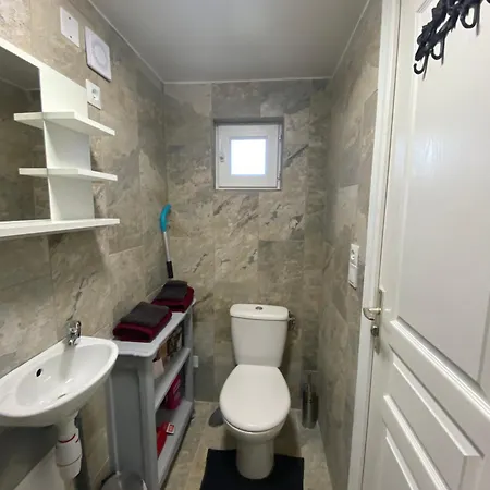 Apartman Les Papillons La Foulnerie Avec Cour Autonome 61270 Proche 61300 L'aigle -sanateflo- *