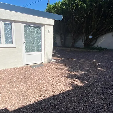 Les Papillons La Foulnerie Avec Cour Autonome 61270 Proche 61300 L'aigle -sanateflo- Rai