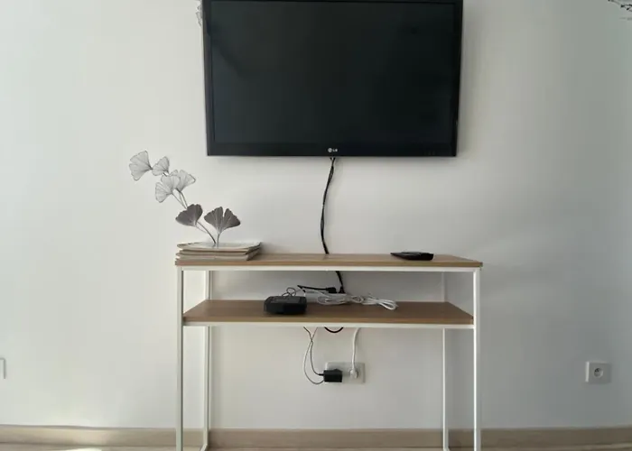 公寓 Les Papillons La Foulnerie Avec Cour Autonome 61270 Proche 61300 L'aigle -sanateflo- *