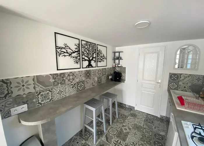 Les Papillons La Foulnerie Avec Cour Autonome 61270 Proche 61300 L'aigle -sanateflo- * Rai