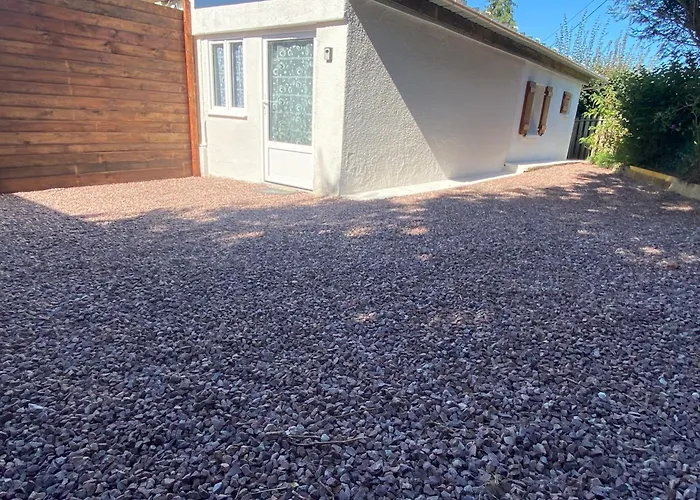 Les Papillons La Foulnerie Avec Cour Autonome 61270 Proche 61300 L'aigle -sanateflo- 公寓 Rai