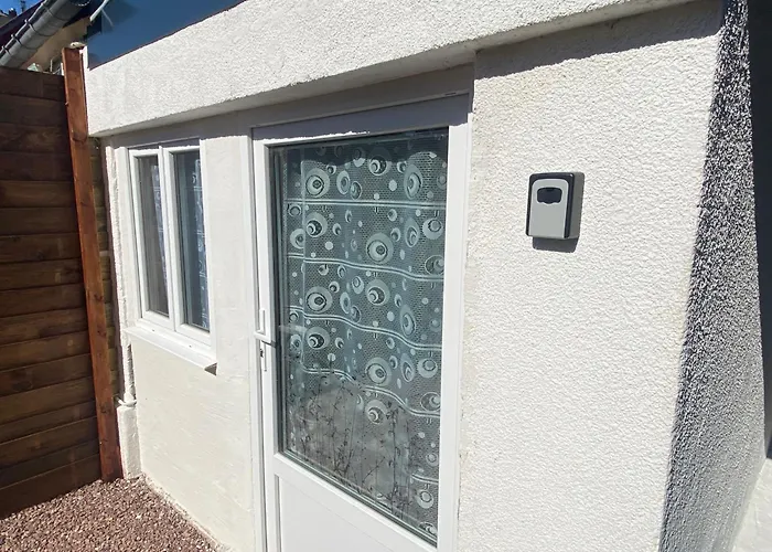 Les Papillons La Foulnerie Avec Cour Autonome 61270 Proche 61300 L'aigle -sanateflo-